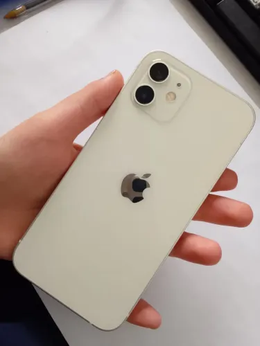 iPhone 12