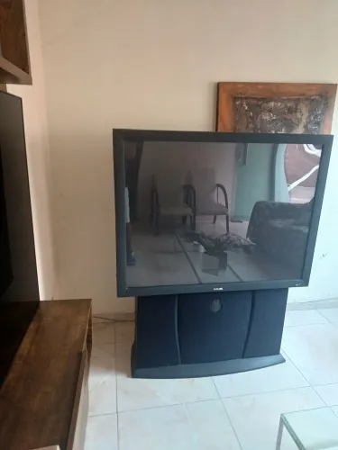 TV 65 TUBO Antiga