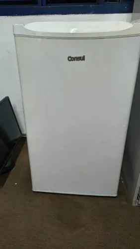 Frigobar 110v branco impecável!