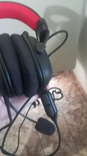 Fone Redragon gamer semi novo