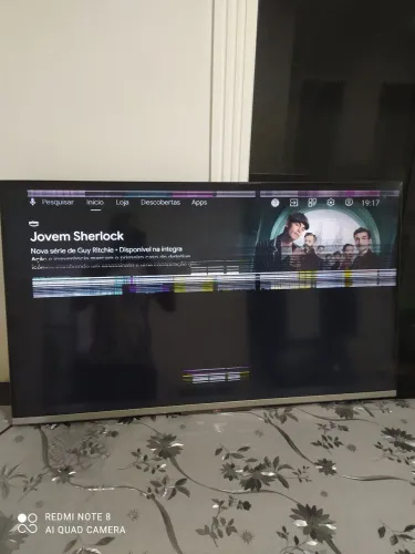 Tv Smart TCL 50 polegadas com defeito,só dá imagem da metade pra cima da tela