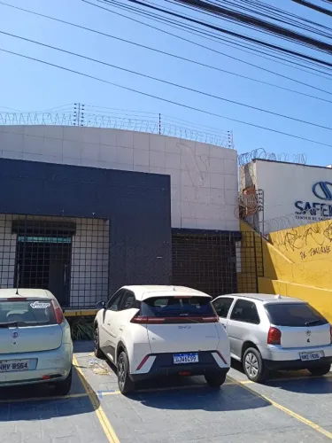 Isaías Imóveis ALUGA Ponto Comercial Av Colares Moreira, RENASCENÇA 235m²