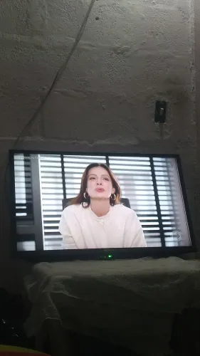 TV Sony 32 polegadas com controle 