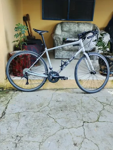 Bicicleta Felt Verza Speed - Tam56 - Shimano Sora