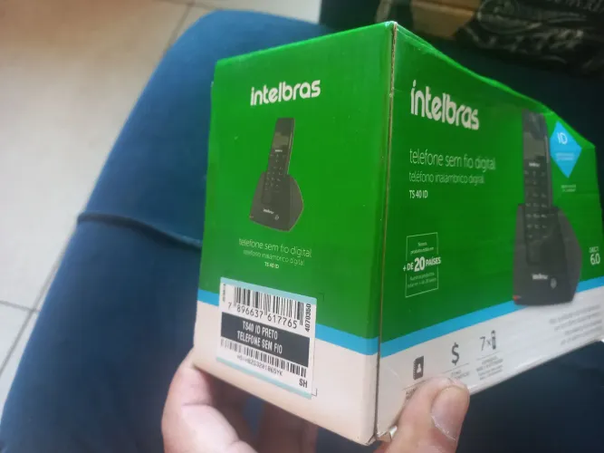 Telefone fixo digital novo na caixa 