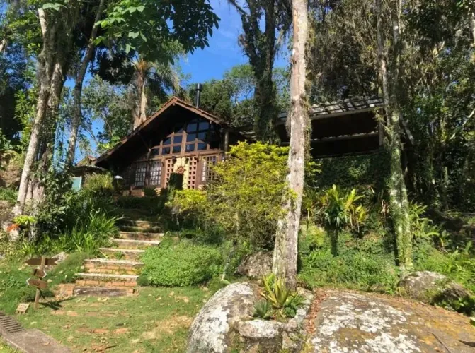 Casa com 4 dormitórios à venda, 260 m² por R$ 18.000.000,00 - Praia do Forte - Florianópol