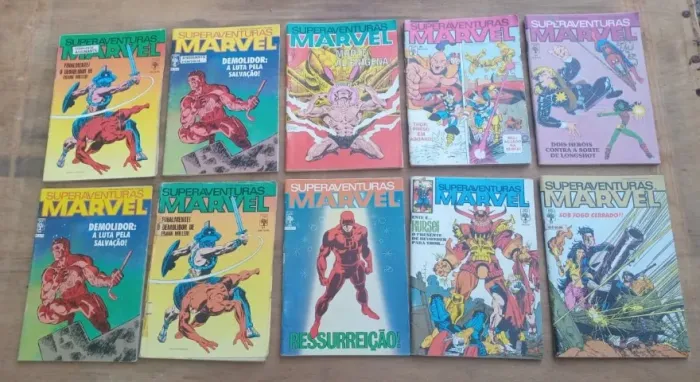 Lote de 10 Gibis SuperAventuras Marvel - editora Abril