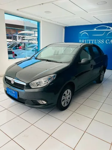 Fiat Grand Siena Essence 1.6 Flex 16V 2013