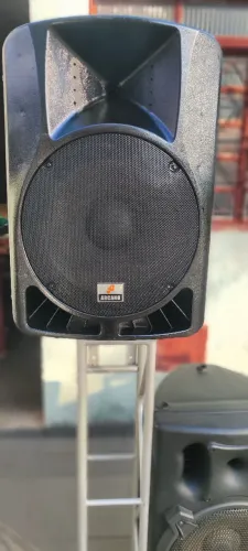 Caixa de som Ativa 15p bluetooth 480w RMS profissional com leds
