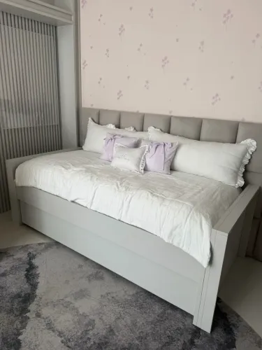 BERÇO E CAMA AUXILIAR