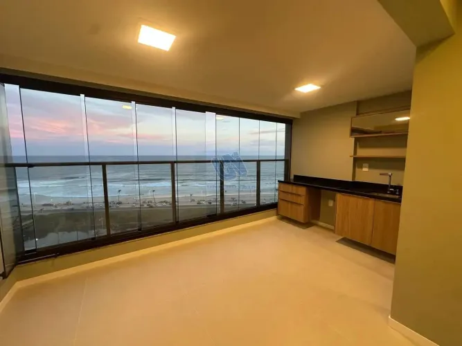 Apartamento 2 Quartos sendo 1 Suíte Vista Mar em Jaguaribe 80m2
