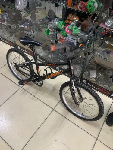 Bicicleta aro 20 BMX