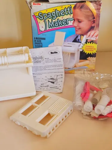Brinquedo Maquina para fazer macarrao