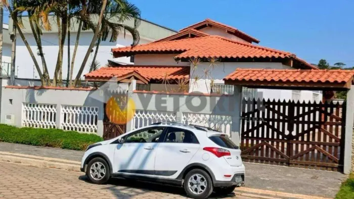 Casa à venda em Caraguatatuba, Recanto Som do Mar, com 3 quartos, 120m²
