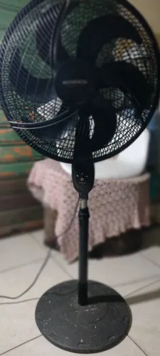 Ventilador Mondial de coluna 40cm e controle