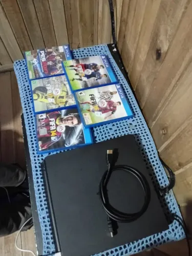 Play4 slim 1tb