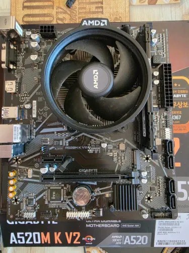 KIT GAMER AMD RYZEN 7 5700G+PLACA MÃE GIGABYTE A520+8GB DDR4 HYPERX<br>1600$