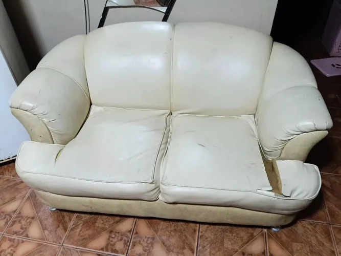 Sofa de couro