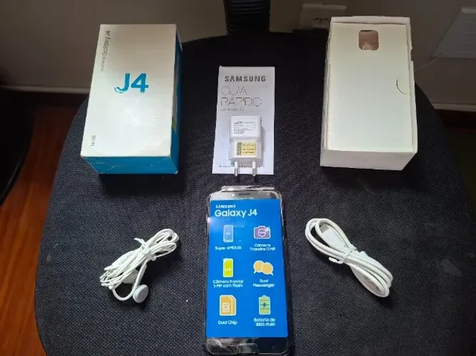 Celular Samsung Galaxy J4