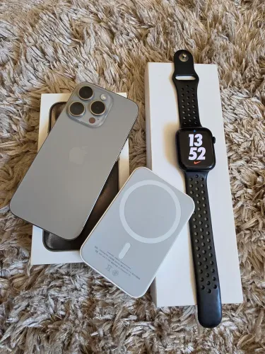 IPhone 15 Pro + Apple watch series 9