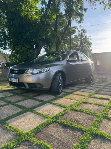 Kia Motors Cerato 1.6 16V Aut. 2011
