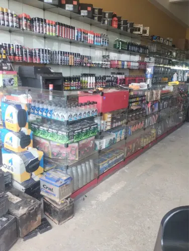 Estoque Completo + Estrutura para Loja Automotiva - R$ 70.000