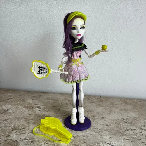 Monster High Spectra Ghouls Sport