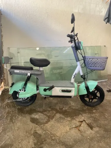 Bicicleta Eletrica(Scooter Eletrica)! SemiNova - POR 3 MIL!