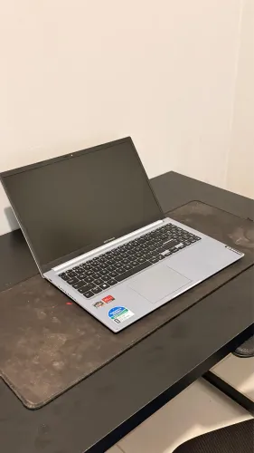ASUS VIVOBOOK RYZEN 7