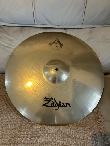 Prato Zildjian custom medium ride 20?