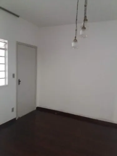Casa para aluguel, 2 quartos, 1 suíte, 1 vaga, Vila Maria Helena - Uberaba/MG