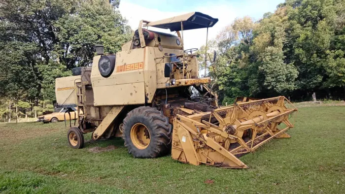 Colheitadeira new Holland 5050 