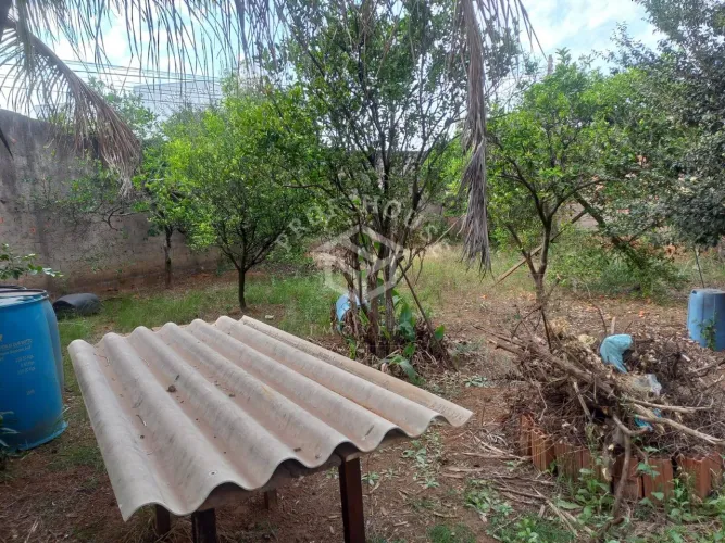 Ótimo Terreno de Esquina no Jardim Residencial Village em Limeira-SP