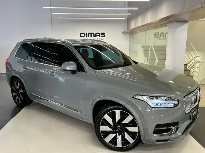 Volvo XC 90 T-8 Ultra 2.0 AWD (híbrido) 2025
