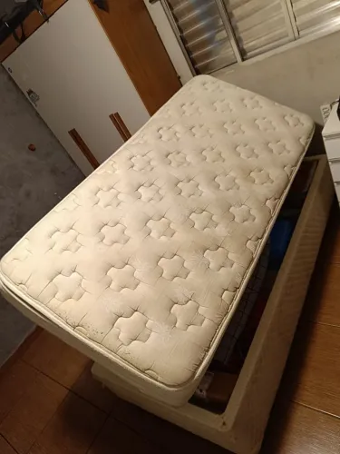 Cama solteiro baú com colchão
