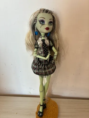 Monster High G1 - Frankie Stein