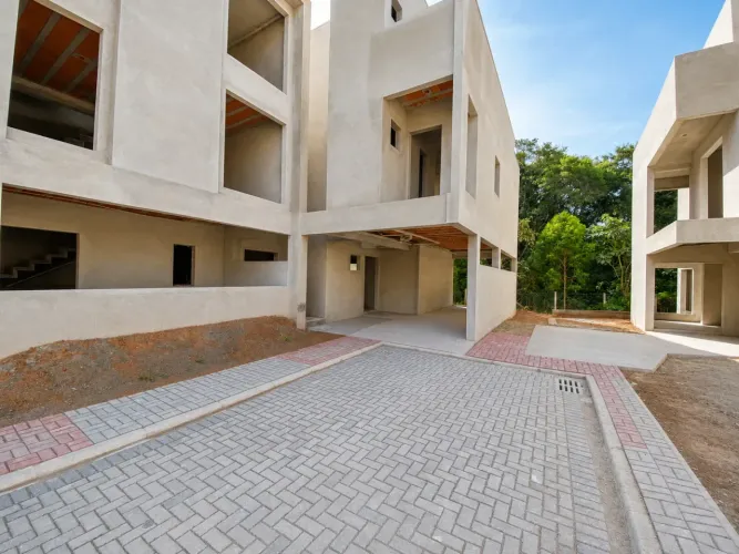 Casa com Quintal de 100 m² a 5 min do Parque Barigui à venda, Santa Felicidade, Curitiba,