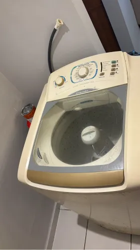 Máquina de lavar roupas Electrolux 15kgs