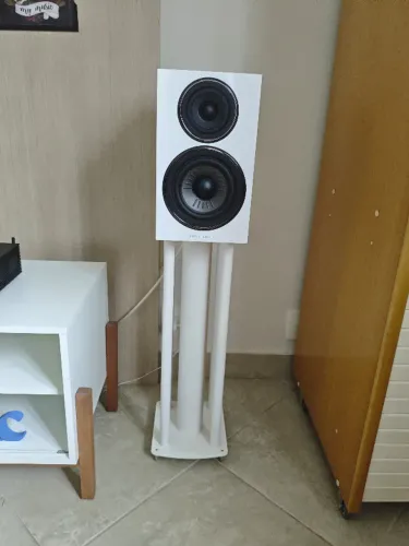 Wharfedale Diamond 12.2