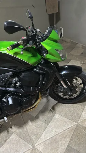 Vendo troco Kawasaki Z750 2011