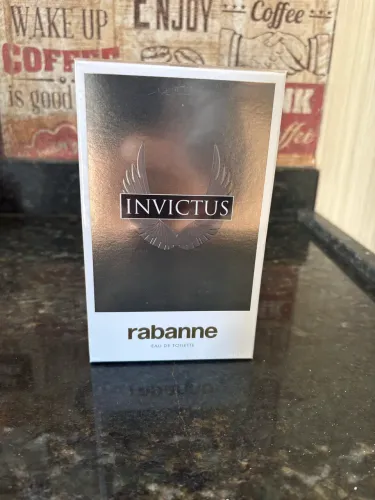 Perfume Rabanne Invictus Masculino 200 ML (ORIGINAL/LACRADO)