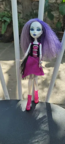  Monster High Spectra