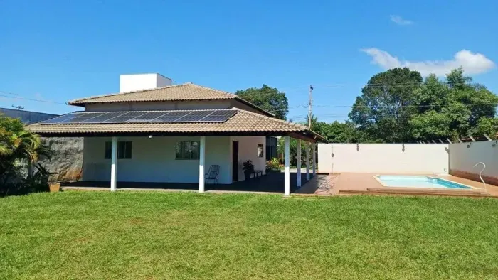 Chácara com 2 quartos no Monte Castelo em Guapiaçu