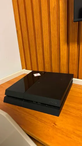 VENDO PS4 FAT PARA RETIRADA DE PEÇAS OU REPARO