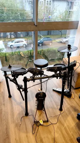 Bateria Eletrônica Alesis Nitro Mesh