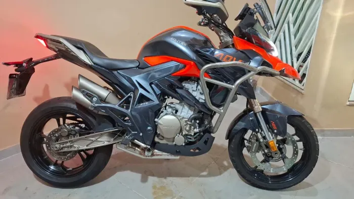 Vendo ou troco 300 cc Zontes