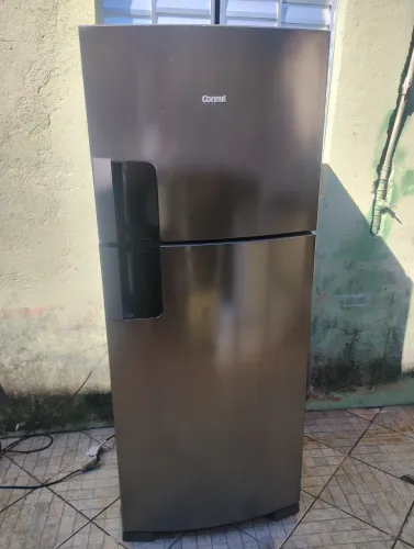 Geladeira Consul facilite Frost Free