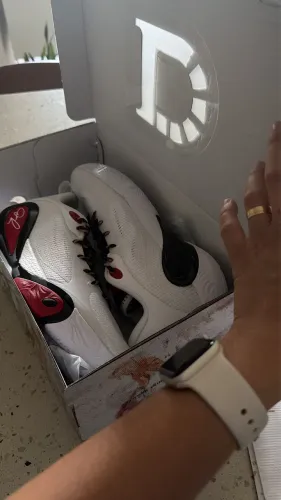 TÊNIS DE VÔLEI E BASQUETE WAY OF WADE DLO 1 THORN