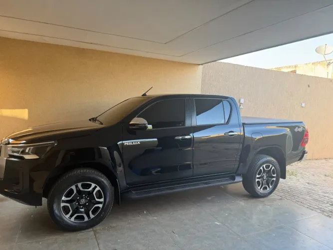 Toyota Hilux CD SRV 4X4 2.8 TDI Diesel Aut. 2025