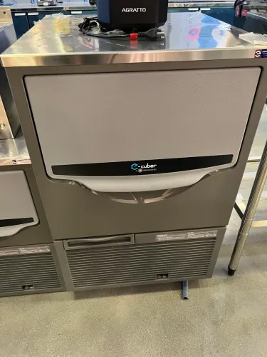 Máquina de gelo 60kg produção dia nova pronta entrega 